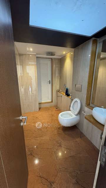 2 BHK Flat In Ruparel Ariana For Sale  In Parel East