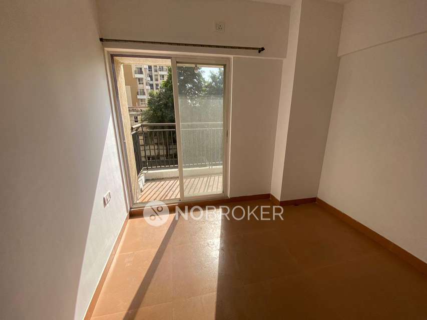 2 BHK Flat In Db Ozone For Sale  In Ketkipada