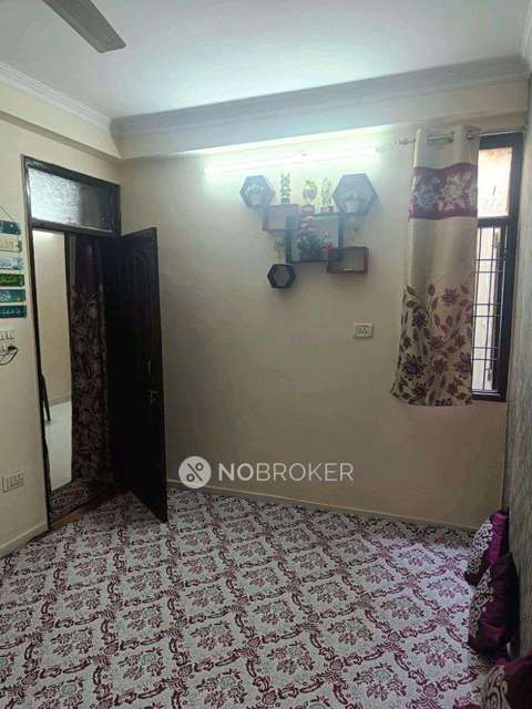 4 BHK Flat In Sb For Sale  In Okhla