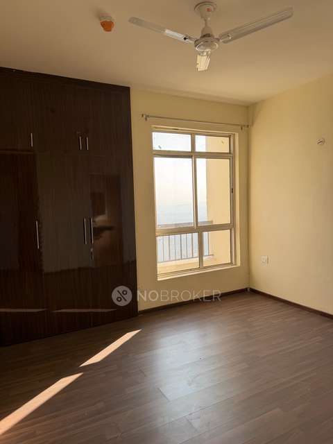 2 BHK Flat In Jaypee Kensington Boulevard Sector 131, Noidad for Rent  In Sector 25