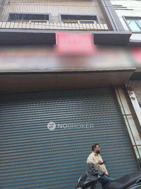 Showroom in Gandhi Nagar, Delhi for sale 