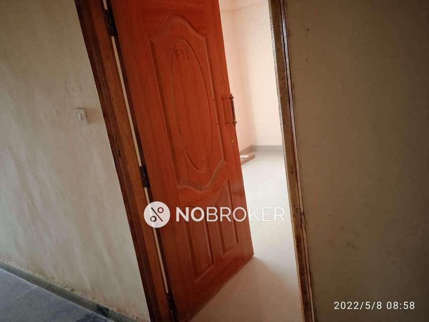 1 BHK Flat In Prabhavathi Paramount Block A For Sale  In Electronic City