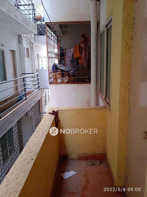 1 BHK Flat In Prabhavathi Paramount Block A For Sale  In Electronic City