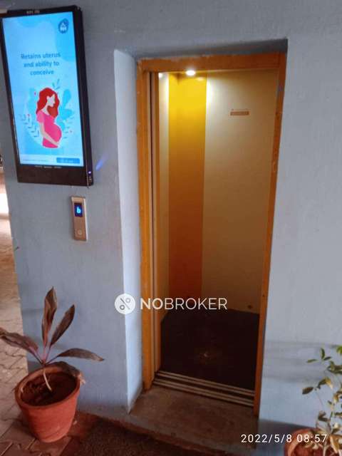 1 BHK Flat In Prabhavathi Paramount Block A For Sale  In Electronic City