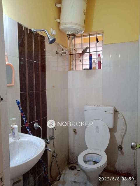 1 BHK Flat In Prabhavathi Paramount Block A For Sale  In Electronic City