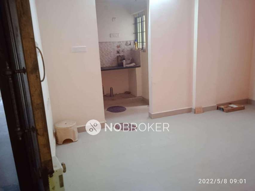 1 BHK Flat In Prabhavathi Paramount Block A For Sale  In Electronic City