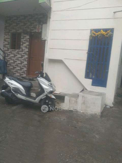 4+ BHK Flat For Sale  In Adugodi