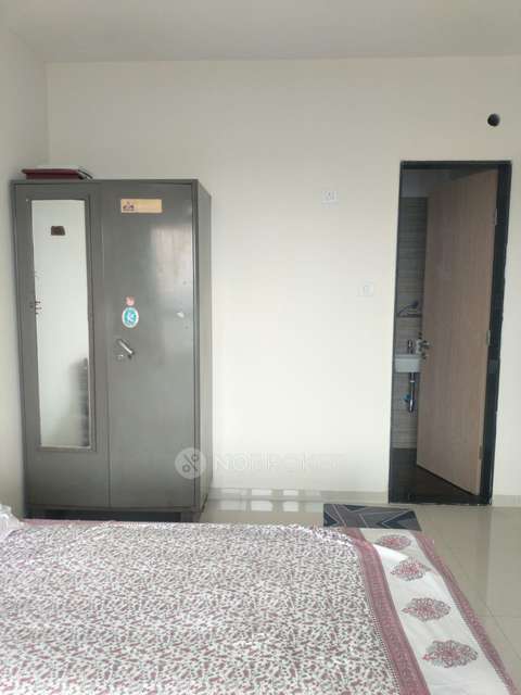 2 BHK Flat In Sarthak Amrut Tara, Andheri West for Rent  In Bank Of India Amrut Tara Staff Chs Ltd