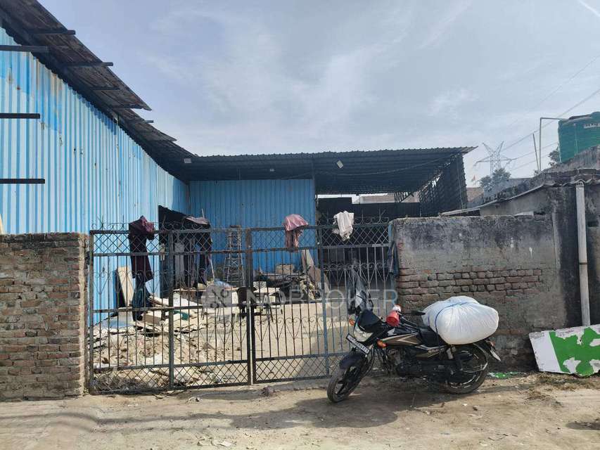 Godown/Warehouse in  Sector 131, Noida for Rent 