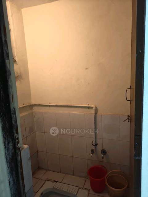 Single Room for Male In 1 BHK  In Shiv Building, Akurdi In 134, Sant Namdev Marg, Gawade Wada, Gurudwara Colony, Nigdi, Pimpri-chinchwad, Maharashtra 411033, India