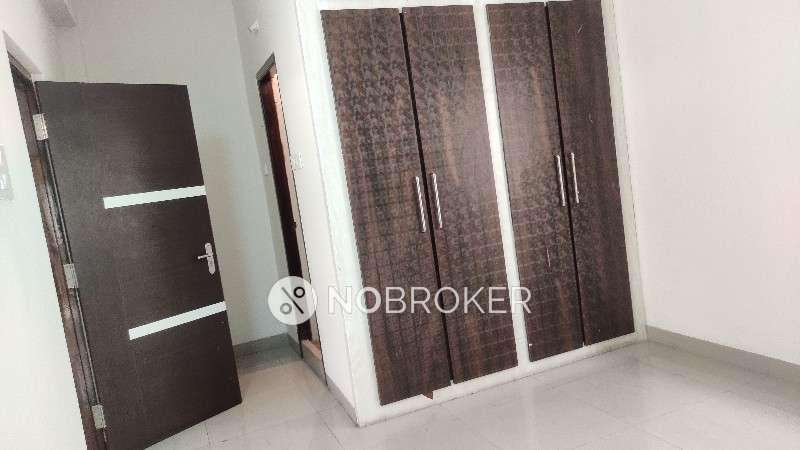 3 BHK Flat In Gayathri Apartment  For Sale  In Banjara Hills