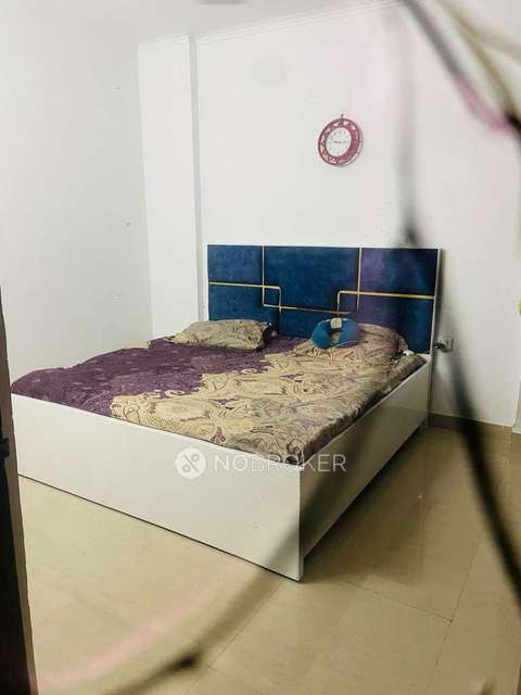 2 BHK Flat In Raksha Addela , Gaur City 2 For Sale  In Gaur City 2