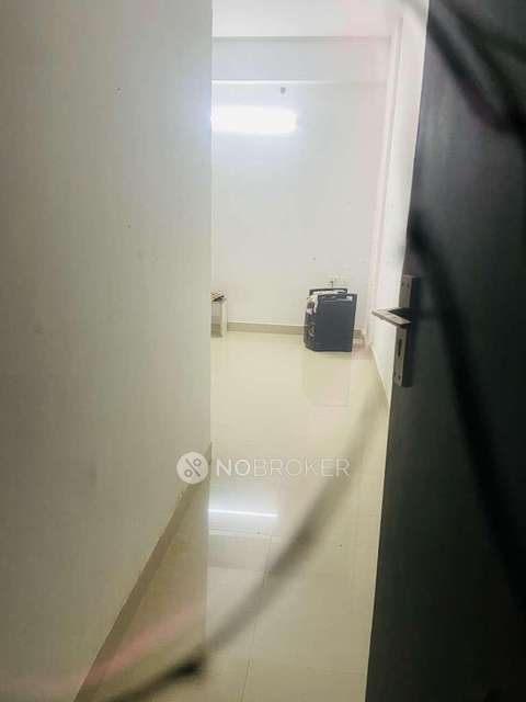 2 BHK Flat In Raksha Addela , Gaur City 2 For Sale  In Gaur City 2