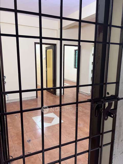2 BHK Flat In Kasi Apartment For Sale  In Choolaimedu