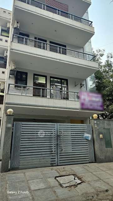 PG for Boys in Sector 38