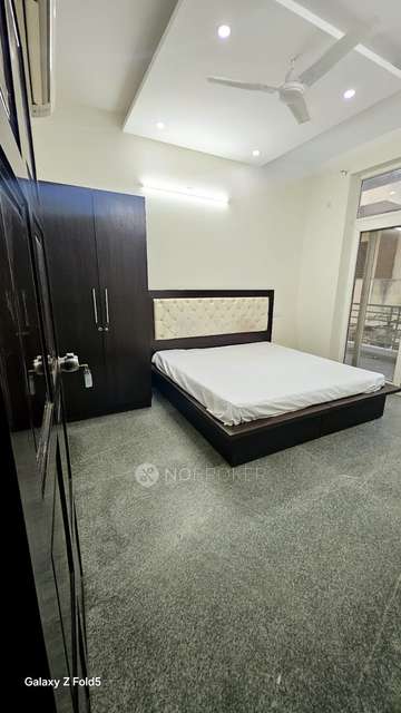 PG for Boys in Sector 38