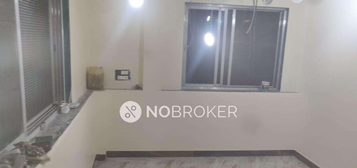 2 BHK Flat In Byculla Chambers Building For Sale  In Byculla