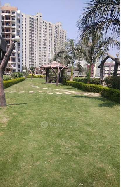 1 BHK Flat In Leisure Town Society  for Rent  In Amanora Aspire Towers