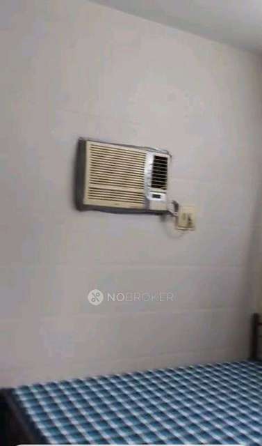 2 BHK Flat In Silver Arch Building for Rent  In Silver Arch Apartment