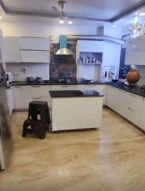 4 BHK Flat For Sale  In Mansarover Garden