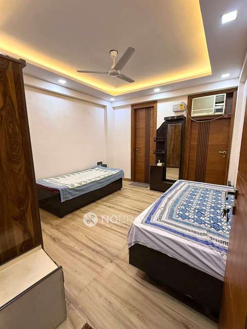 Single Room for Female In 3 BHK  In  Sector 108