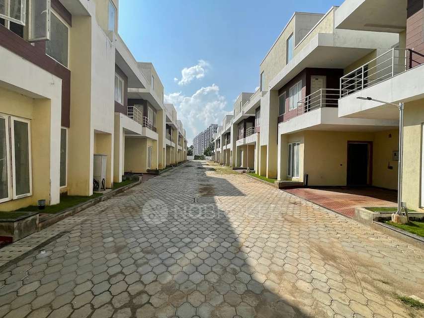3 BHK House for Rent  In Egattur