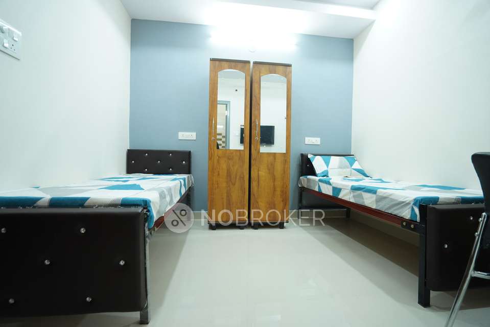 PG for Anyone in Financial District