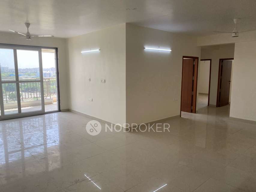 3 BHK Flat In Golf View Condos, Sec 19b, Dwarka for Rent  In Golf View Condos