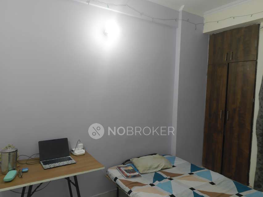 2 BHK Flat In Builders Hi Tech Homes, Hazipur For Sale  In Hazipur