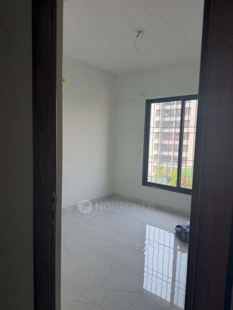2 BHK Flat In Tanishq Platinum for Rent  In Charholi Budruk