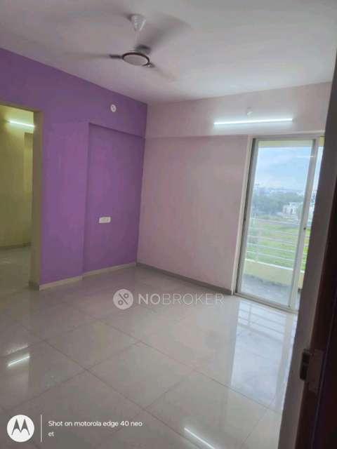 2 BHK Flat In Prestige Society for Rent  In Chitale Bandhu Mithaiwale