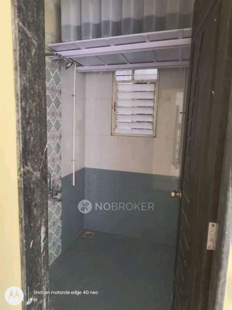 2 BHK Flat In Prestige Society for Rent  In Chitale Bandhu Mithaiwale