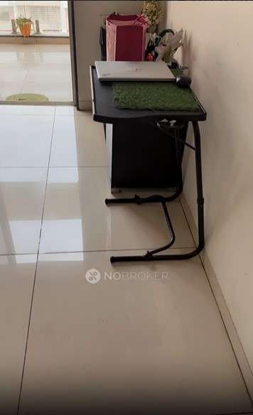 Single Room for Female In 3 BHK  In Vandana Residency