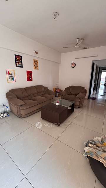 Single Room for Female In 3 BHK In Vandana Residency