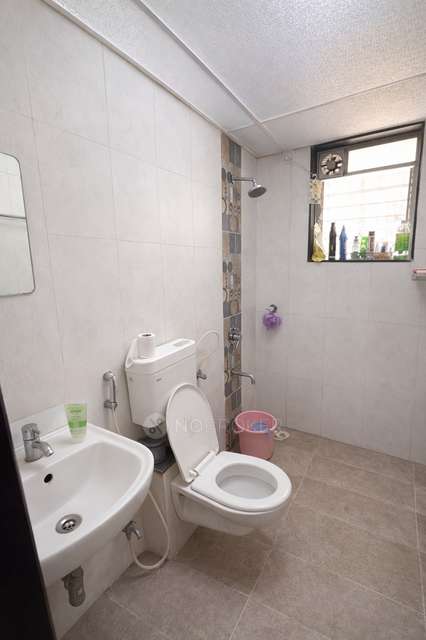 Single Room for Female In 3 BHK In Vandana Residency