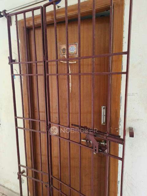 2 BHK Flat In Metro Park Apartments For Sale  In Anna Nagar West Extension