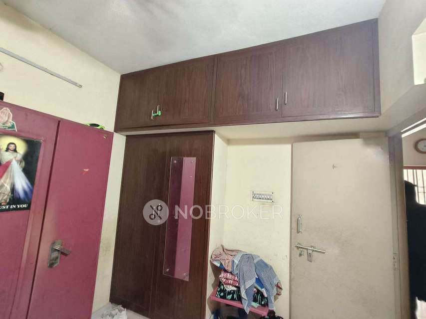 2 BHK Flat In Metro Park Apartments For Sale  In Anna Nagar West Extension
