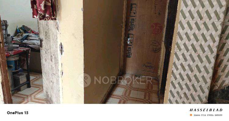 1 BHK Flat For Sale  In Shakarpur Khas