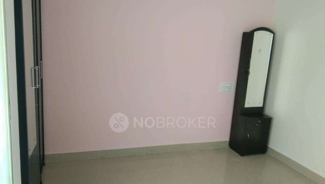 2 BHK Flat In Ak Paramount for Rent  In Ak Paramount