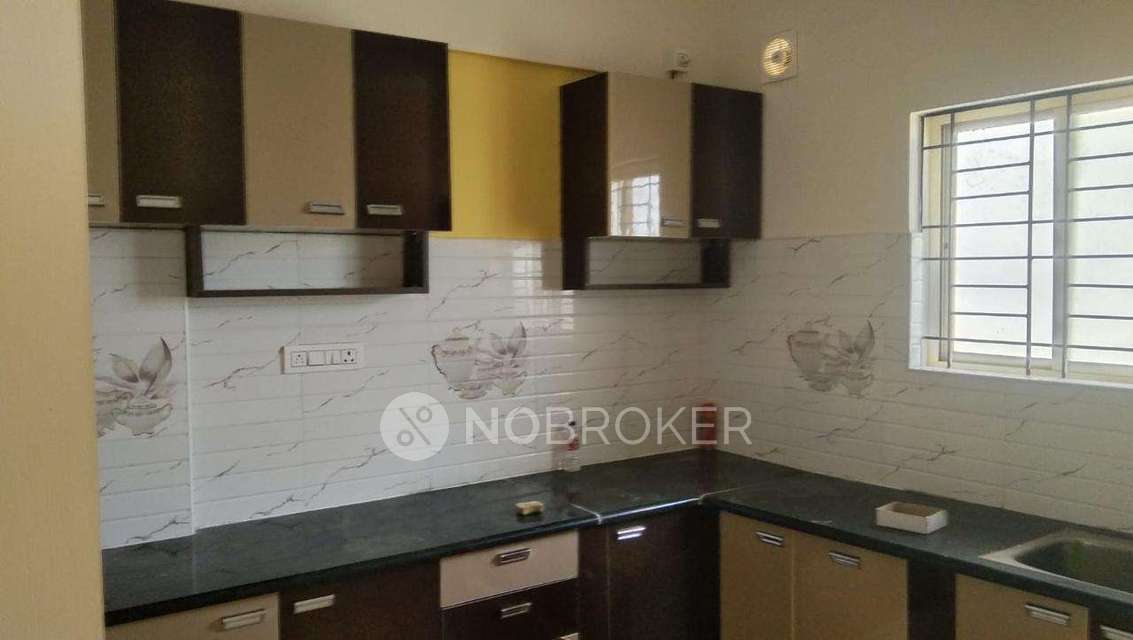 2 BHK Flat In Ak Paramount for Rent  In Ak Paramount