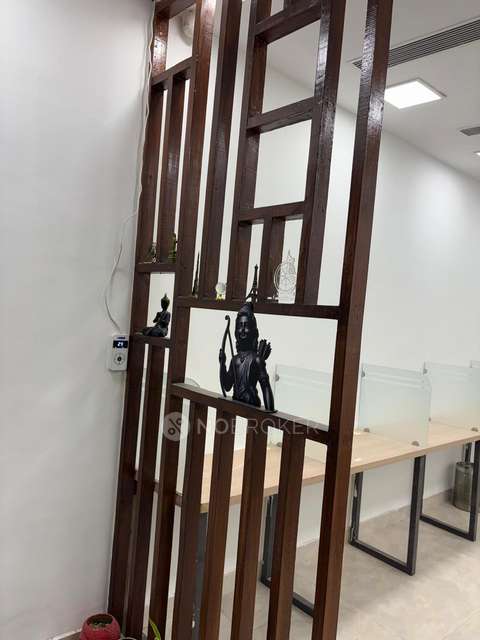 Office Space in Croma - I Thum&#39;s Galleria, Greater Noida for Rent 