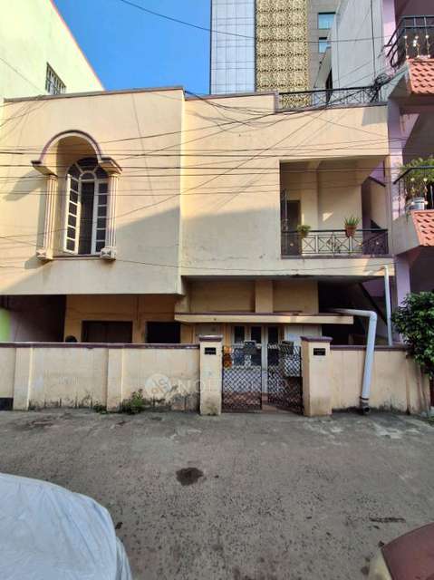 4+ BHK House For Sale  In Ekkatuthangal