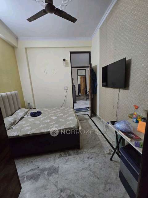 Single Room for Male In 3 BHK  In Green Street Resident In Gyan Khand 1