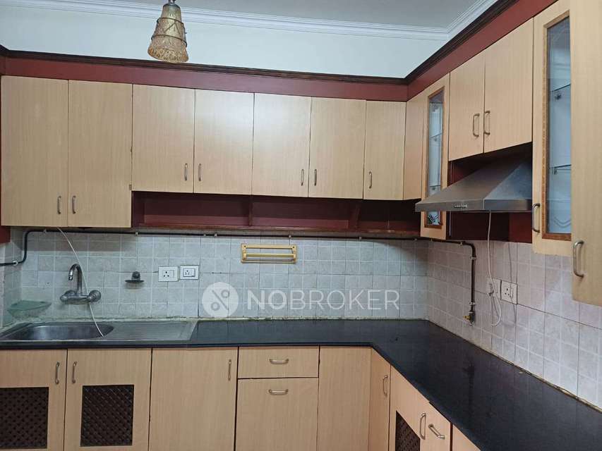 3 BHK Flat In Amrapali Village, Indirapuram for Rent  In Indirapuram