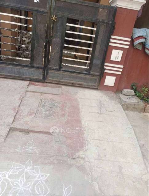 1 BHK Flat In Standalone Building for Rent In Serilingampalle