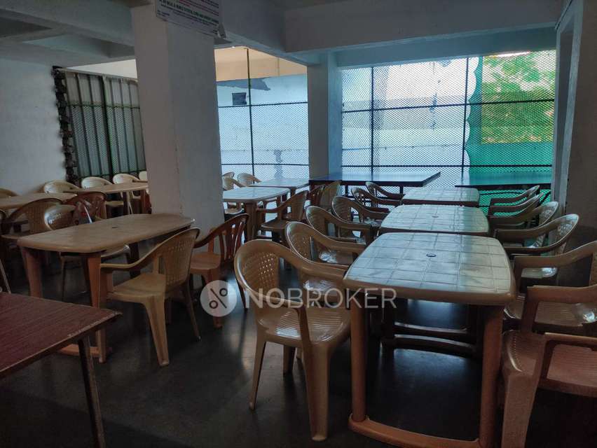 PG for Girls in Loni 