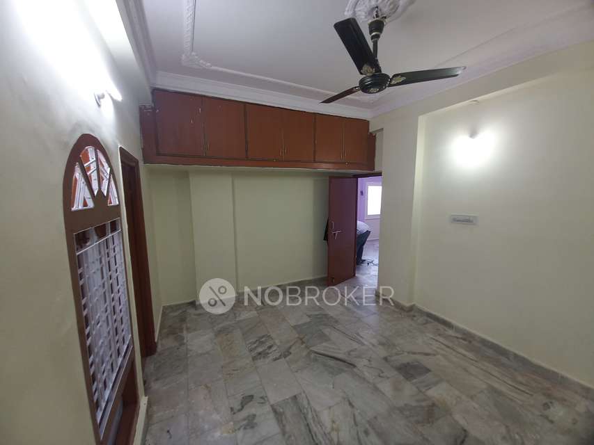 2 BHK Flat In Rainbow Appartment for Rent  In Khader Bagh Road