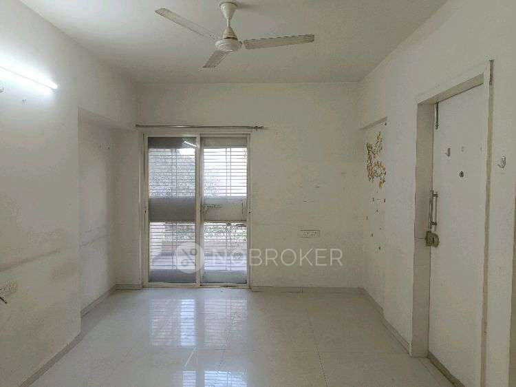 1 BHK Flat In One Plus for Rent  In One Plus Baner