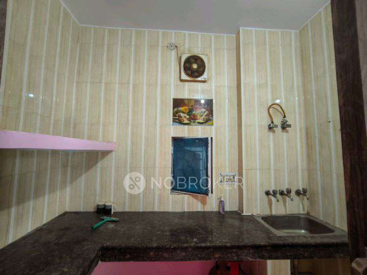 1 BHK Flat In Mayur Kunj Apartments Pocket 6 Mig Flats Mayur Vihar Phase-3 for Rent  In M I G Flats, 25-b, Pocket 6, Mayur Vihar Phase Iii, Kondli, New Delhi, Delhi, 110096, India