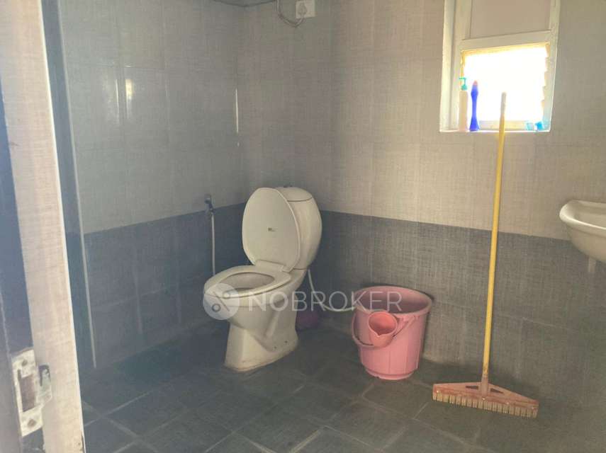 2 BHK Flat In Hima Sai Lake View Towers For Sale  In Hima Sai Lake View Towers